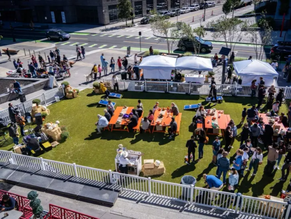 Boston Landing - Fall Crawl at Athletes Park