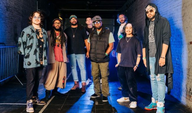 Image Source: https://images.discovery-prod.axs.com/2025/07/ghost-note-tickets_12-03-25_17_6877baf4f3204.jpg