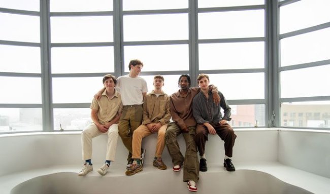 Image Source: https://images.discovery-prod.axs.com/2025/06/stolen-gin-tickets_12-13-25_17_684725bfc61ff.jpg