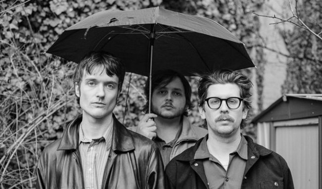 Image Source: https://images.discovery-prod.axs.com/2025/09/vundabar-tickets_11-29-25_17_68da8a06df319.jpg